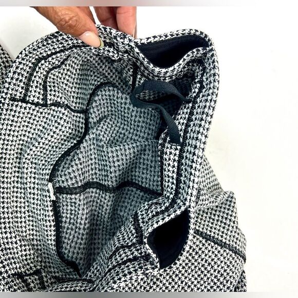 Lululemon Speed Up Tight “Full- On Luxtreme 28” - Picture 8 of 10